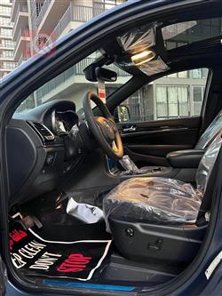 جیپ گراند شیرۆکی